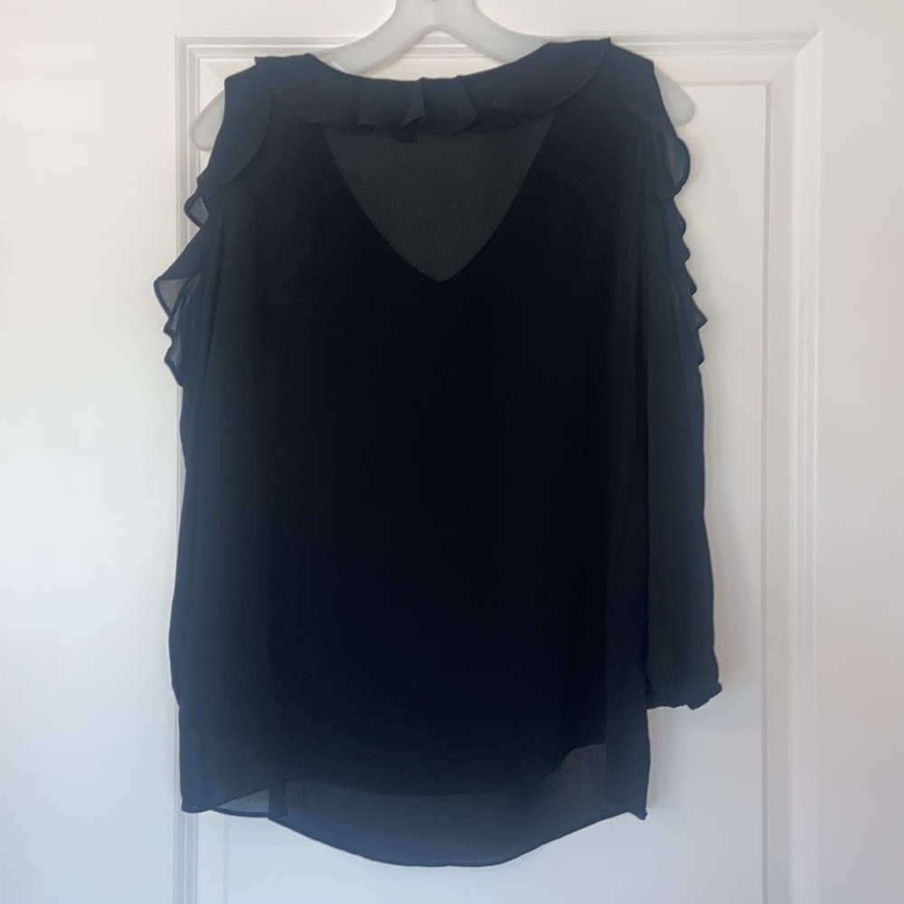 V Neck Ruffle Chiffon Top - Picture 4 of 7